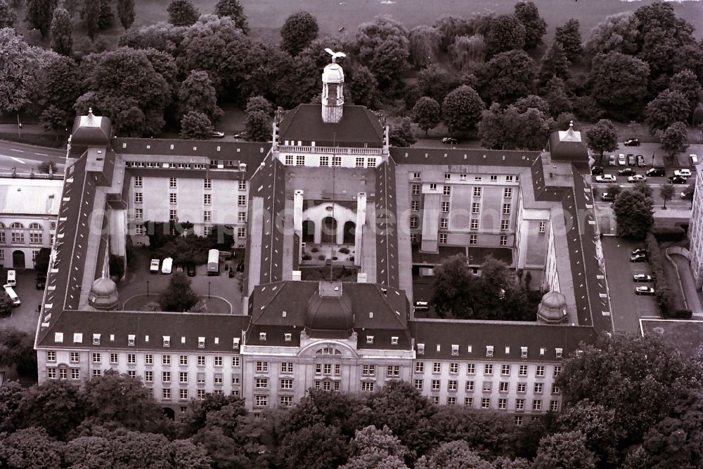 Aerial photograph Düsseldorf - Building of the district government in Dusseldorf in North Rhine-Westphalia