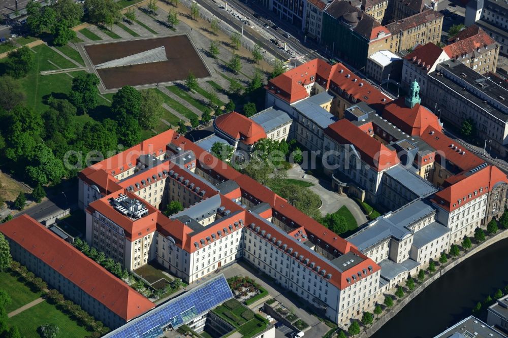 Berlin Mitte from above - Building of the Federal Ministry of Economics and Technology on the banks of the Spree to the disability road in Berlin Mitte