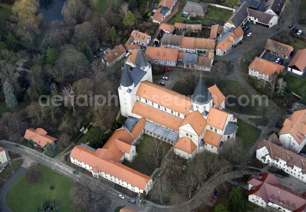 Aerial image Königslutter - Building of the cathedral imperial in Konigslutter in Lower Saxony