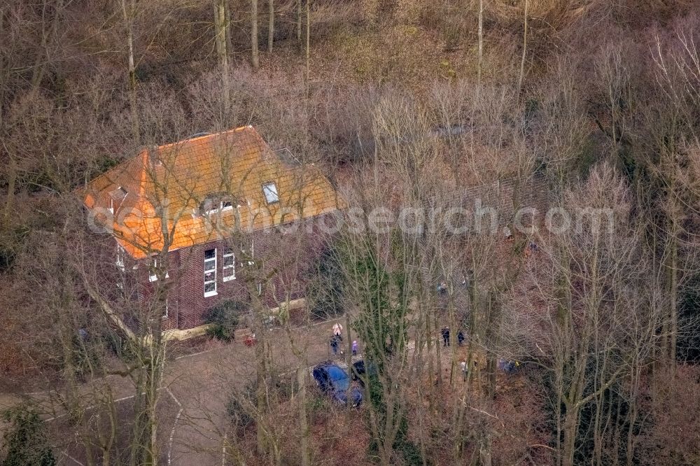 Aerial photograph Kirchhellen - Buildings of the former Youth Home Villa Koerner on the Horsthof street in Kirchhellen at Ruhrgebiet in the state North Rhine-Westphalia, Germany