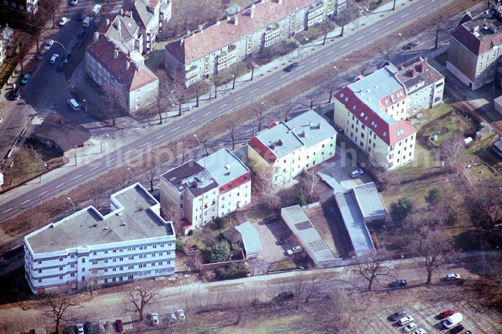 Aerial image Berlin - Karlshorst - Gebäude der ehemaligen lybischen Botschaft in der DDR an Treskowallee in Berlin-Karlshorst