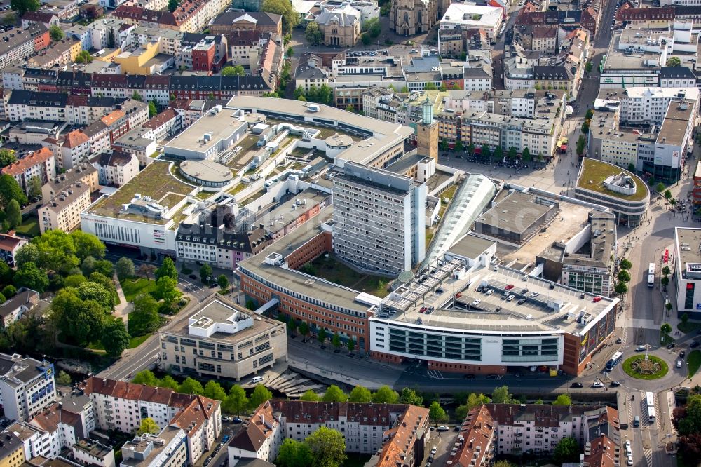 Hagen from the bird's eye view: Building of the shopping center Rathaus Galerie Hagen und Volme-Galerie in Hagen in the state North Rhine-Westphalia