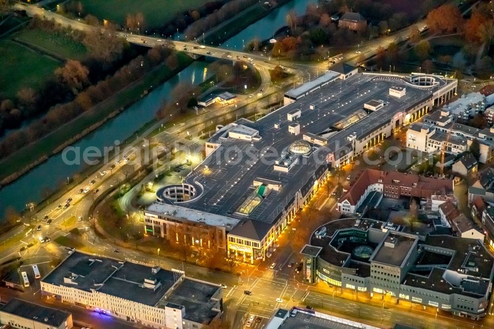 Aerial photograph Hamm - Building of the shopping center Allee-Center of the ECE projectmanagement with parking level in Hamm in the state North Rhine-Westphalia. In the picture as well the Ritter Passage