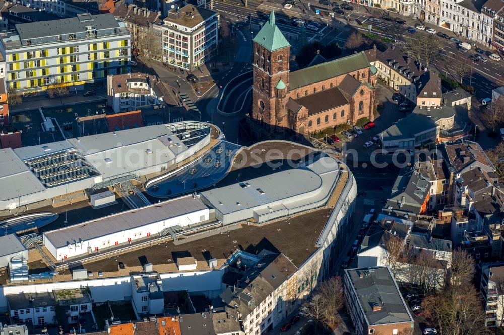 Aerial photograph Aachen - Building of the shopping center Aquis Plaza of ECE Projektmanagement GmbH & Co. KG on Adalbertstrasse in Aachen in the state North Rhine-Westphalia