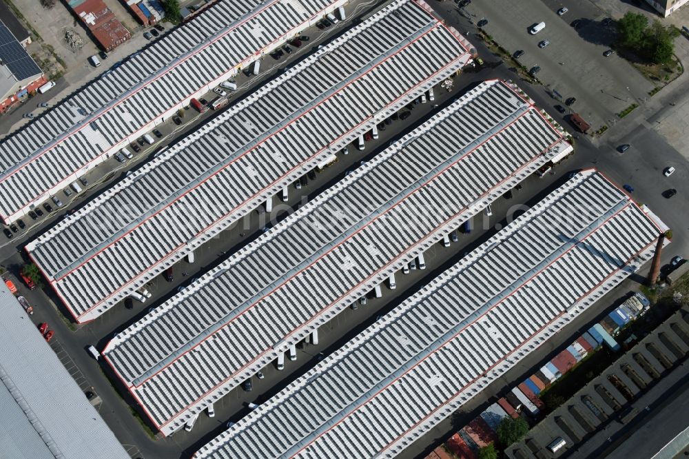 Aerial image Berlin - Building of the shopping center Dong Xuan Center on Herzbergstrasse in Berlin in Berlin, Germany