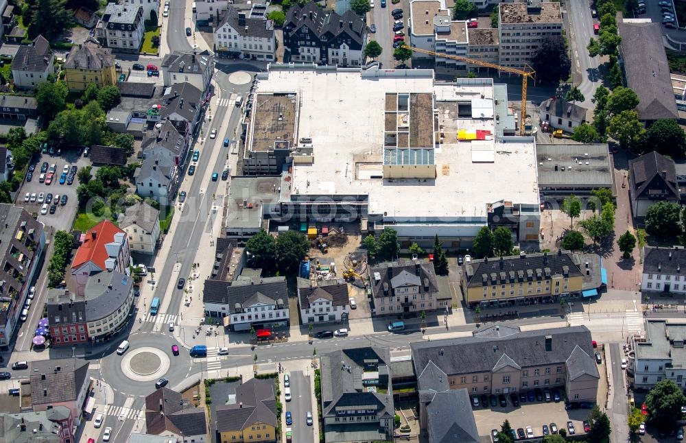 Aerial photograph Arnsberg - Building of the shopping center am Europaplatz in Arnsberg in the state North Rhine-Westphalia