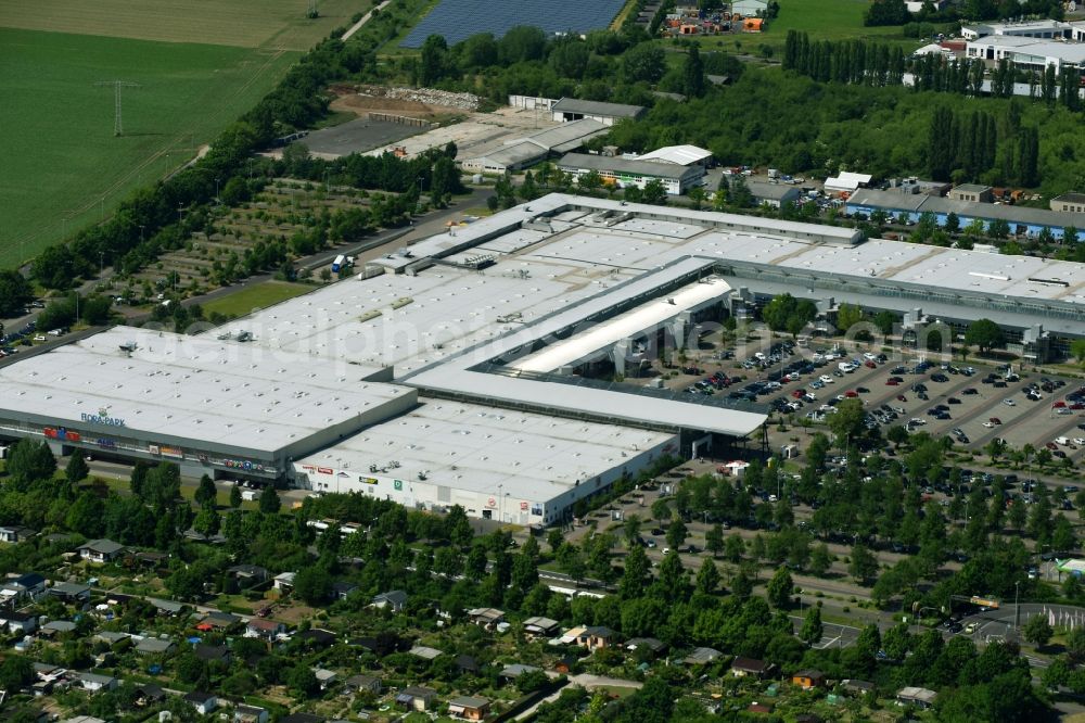 Magdeburg from above - Building of the shopping center Florapark on Olvenstedter Graseweg in Magdeburg in the state Saxony-Anhalt