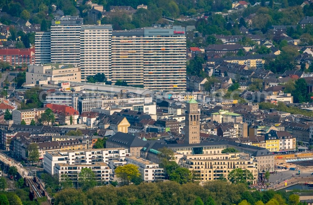 Mülheim an der Ruhr from above - Building of the shopping center Forum City Muelheim on Hans-Boeckler-Platz in Muelheim on the Ruhr in the state North Rhine-Westphalia, Germany