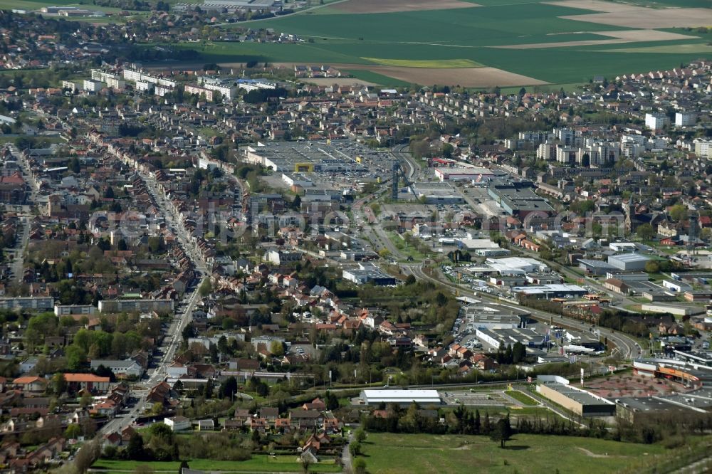 Aerial photograph Lens - Building of the shopping center GiFi LIEVIN ZAC de l'an 2000 commercial aerea Rue Montgolfier in Lens in Nord-Pas-de-Calais Picardy, France