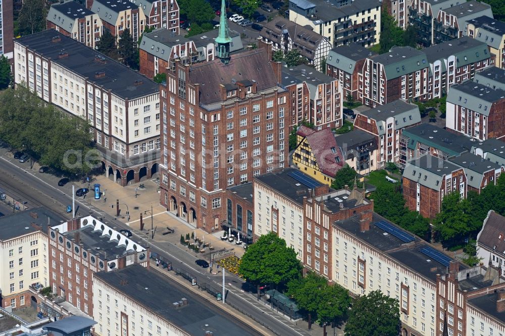 Aerial image Rostock - Building of the shopping center Hanse Passage in Old town in Rostock in the state Mecklenburg - Western Pomerania, Germany