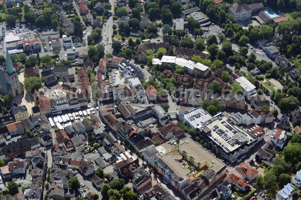 Unna from the bird's eye view: Building the shopping center an der Hertinger Strasse - Fluegelstrasse in Unna in the state North Rhine-Westphalia