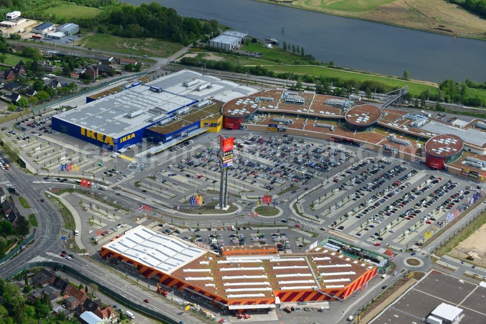 Aerial photograph Dänischburg, Lübeck - Building the shopping mall HORNBACH Baumarkt in Daenischburg, Luebeck in Schleswig-Holstein. The complex is part of the IKEA Centre Germany GmbH, a company of the IKEA Centres Group A / S