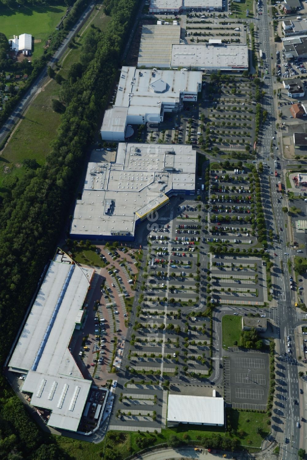 Aerial photograph Braunschweig - Building of the store - furniture market IKEA Deutschland GmbH & Co. KG in Braunschweig in the state Lower Saxony