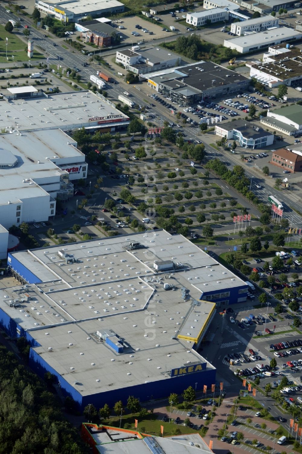 Aerial photograph Braunschweig - Building of the store - furniture market IKEA Deutschland GmbH & Co. KG in Braunschweig in the state Lower Saxony