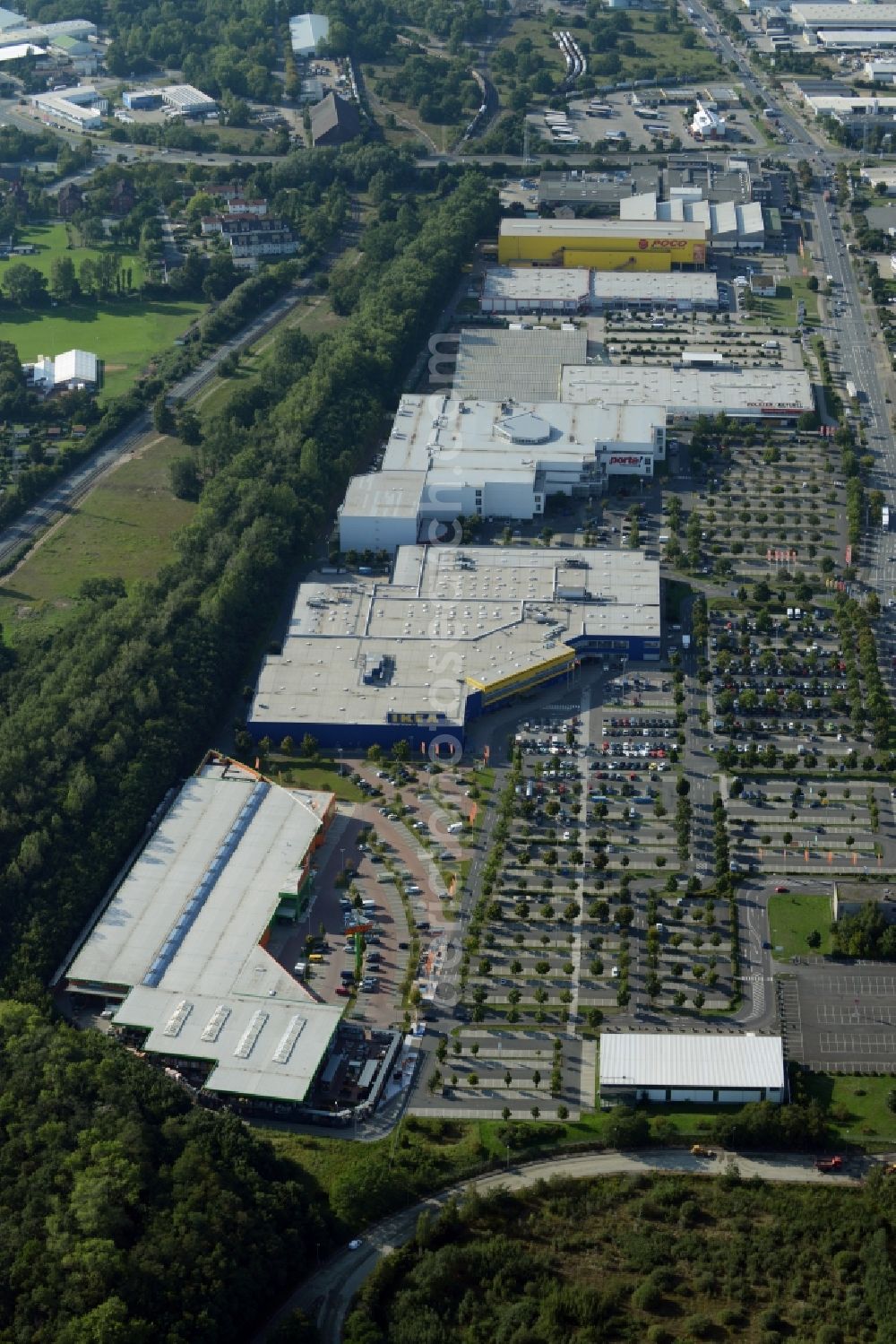 Aerial image Braunschweig - Building of the store - furniture market IKEA Deutschland GmbH & Co. KG in Braunschweig in the state Lower Saxony