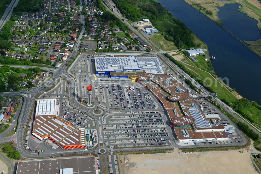 Aerial photograph Dänischburg, Lübeck - Building the shopping center IKEA - furniture store in Daenischburg, Luebeck in the state Schleswig-Holstein