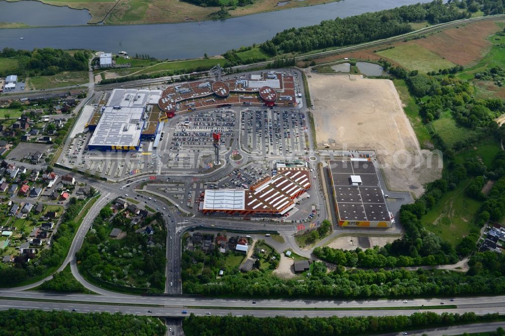 Aerial photograph Dänischburg, Lübeck - Building the shopping center IKEA - furniture store in Daenischburg, Luebeck in the state Schleswig-Holstein