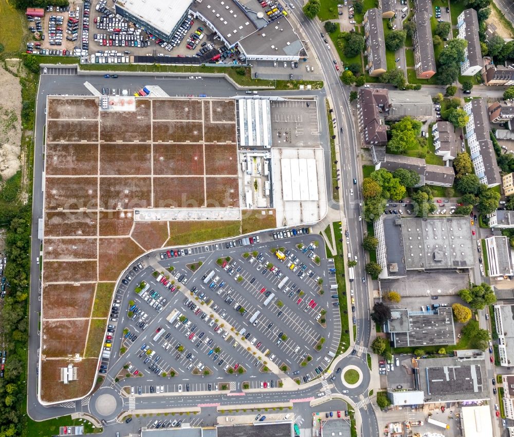 Aerial image Essen - Building of the shopping center Kronenberg Center on Haedenkampstrasse in Essen in the state North Rhine-Westphalia, Germany