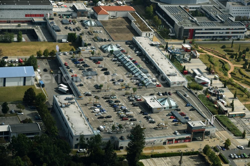 Aerial photograph Hoyerswerda - Building of the shopping center Lausitz-Center Hoyerswerda in Hoyerswerda in the state Saxony