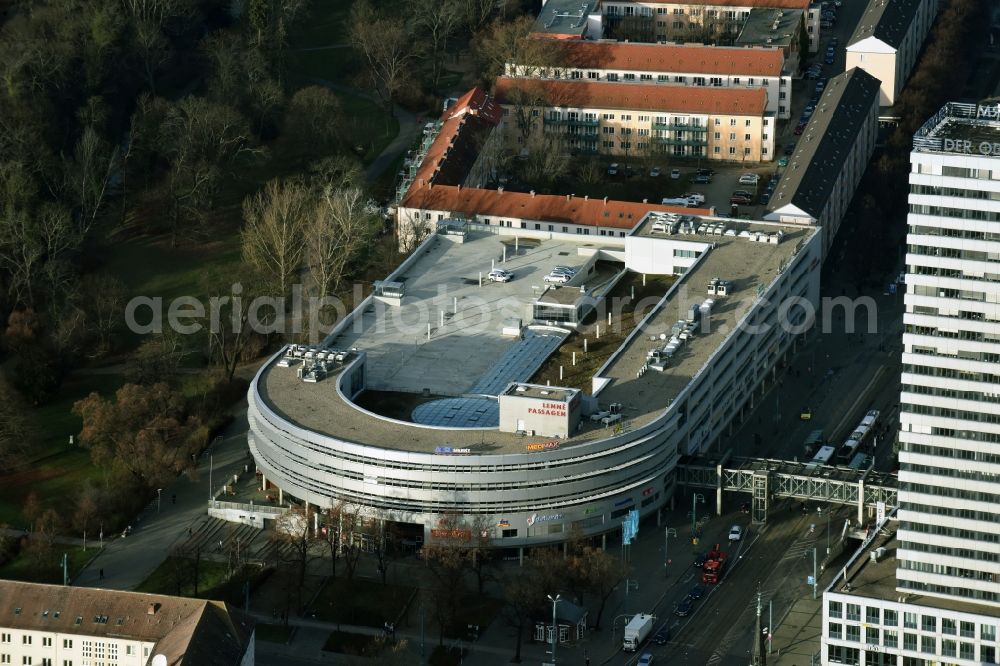 Aerial image Frankfurt (Oder) - Building of the shopping center Lennèpassage an der Karl-Marx-Strasse Ecke Heilbronner Strasse in Frankfurt (Oder) in the state Brandenburg