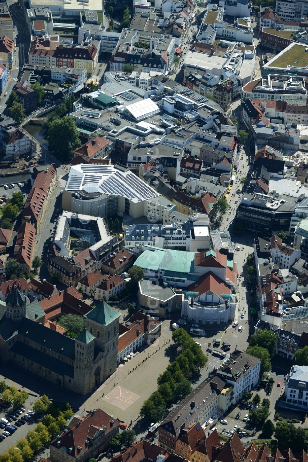 Osnabrück from the bird's eye view: Building of the shopping center L+T Markthalle GmbH + Co.KG in Osnabrueck in the state Lower Saxony