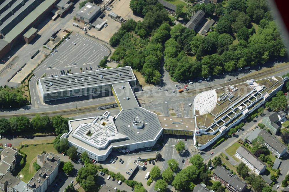 Aerial photograph Bochum - Building of the shopping center and furniture store of Hardeck Moebel GmbH & Co. KG in Bochum in the state North Rhine-Westphalia