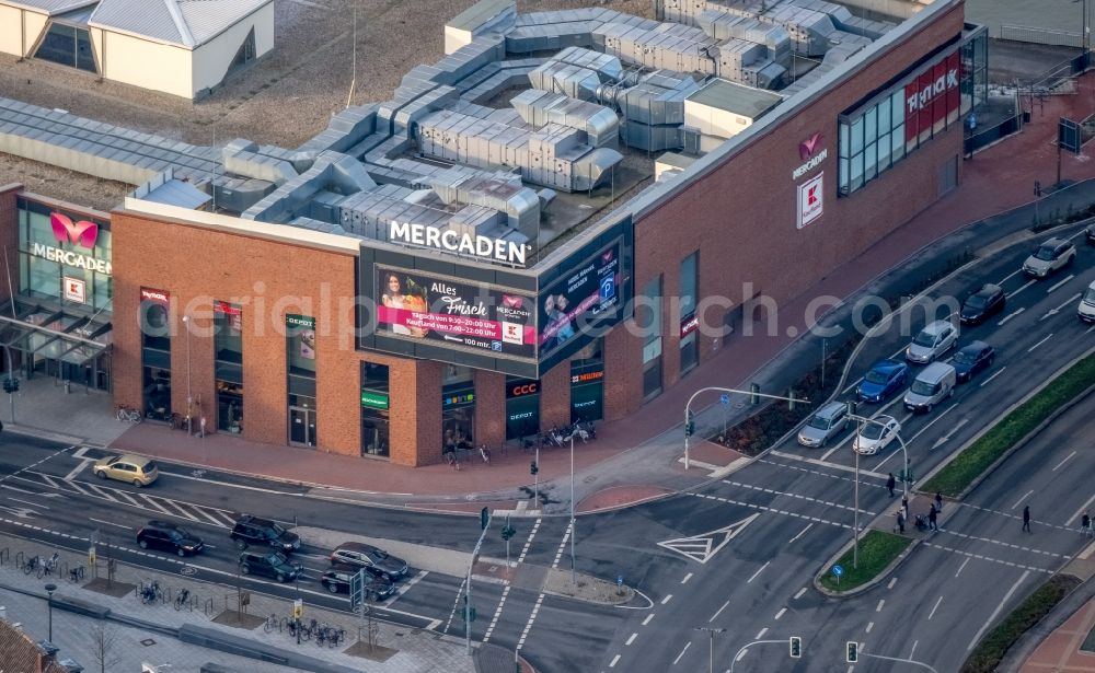 Aerial image Dorsten - Building the shopping center Mercaden Dorsten at the bridge Borkener Strasse at Westwall in Dorsten in North Rhine-Westphalia