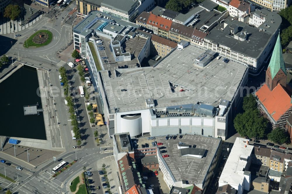 Aerial image Kiel - Building of the shopping center Nordlicht of MEC METRO-ECE Centermanagement GmbH & Co. KG in Kiel in the state Schleswig-Holstein