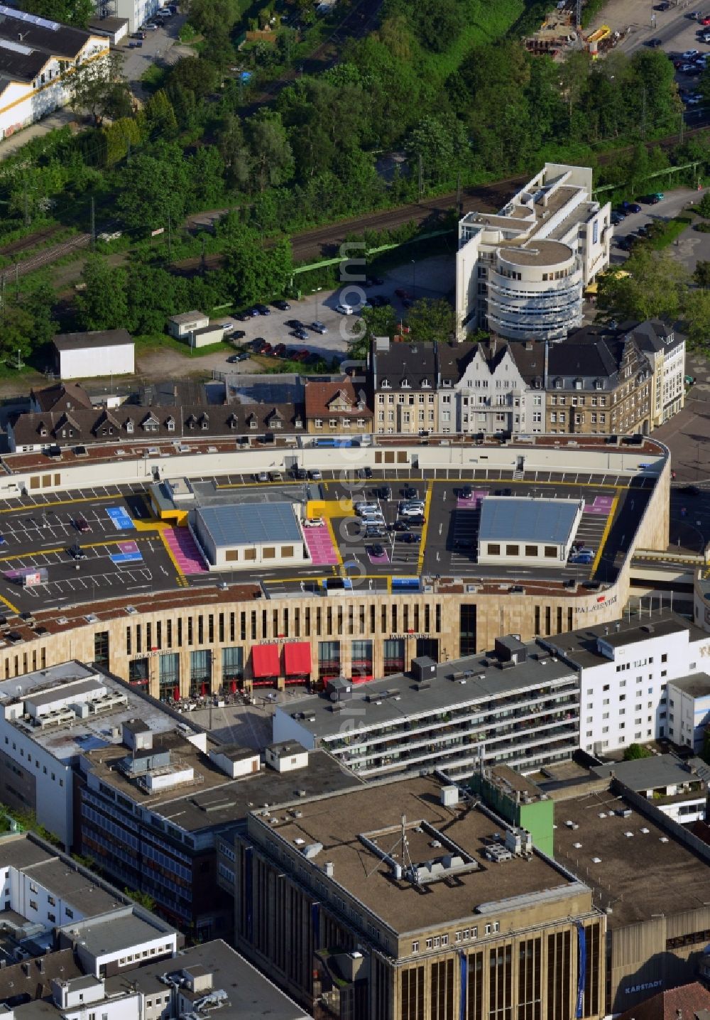 Recklinghausen from above - Building the shopping center Palais Vest MFI Properties Marketing in Recklinghausen in North Rhine-Westphalia