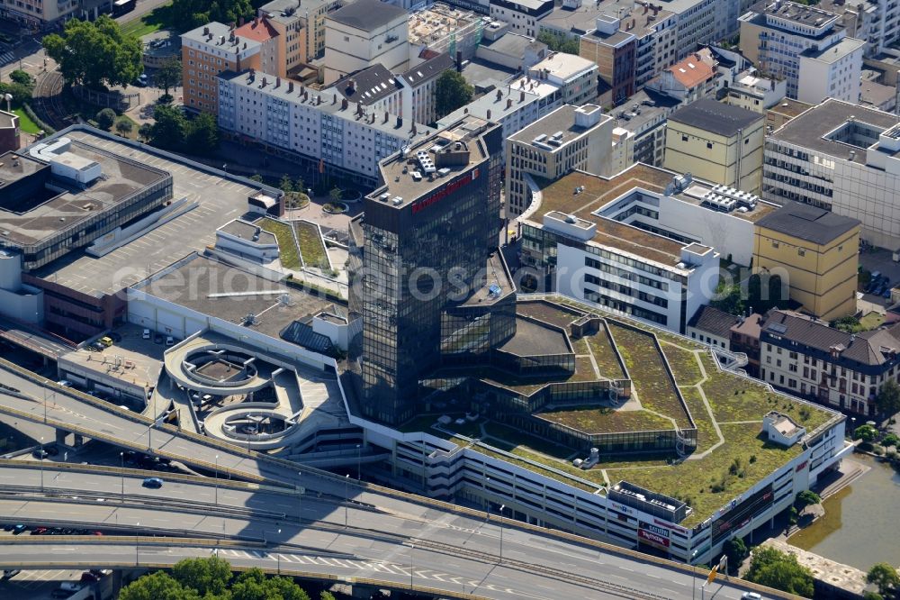 Ludwigshafen am Rhein from above - Building of the shopping center Rathaus-Center Ludwigshafen Rathausplatz in Ludwigshafen am Rhein in the state Rhineland-Palatinate