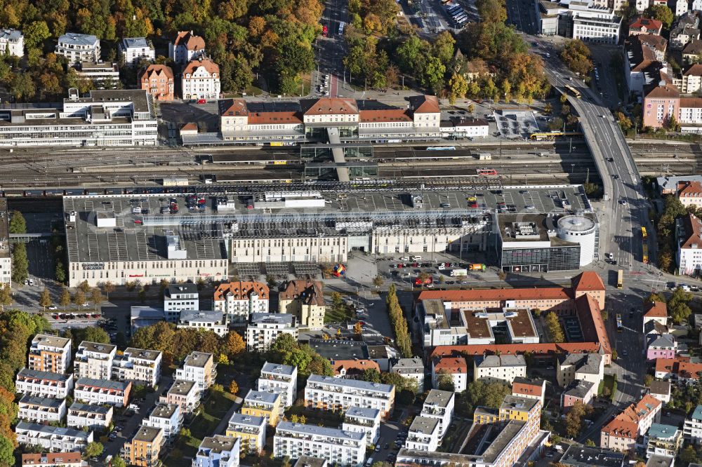 Regensburg from above - Building of the shopping center Regensburg Arcaden der ECE-Projektmanagement GmbH on Friedenstrasse in the district Galgenberg in Regensburg in the state Bavaria