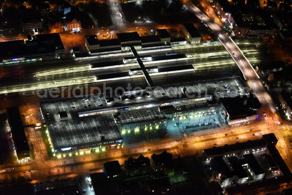 Regensburg from above - Night view Building of the shopping center Regensburg Arcaden der ECE-Projektmanagement GmbH on Friedenstrasse in Regensburg in the state Bavaria