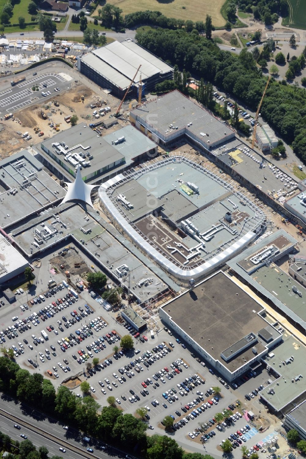 Aerial photograph Bochum - Building the shopping center Ruhr Park in Bochum in the state North Rhine-Westphalia