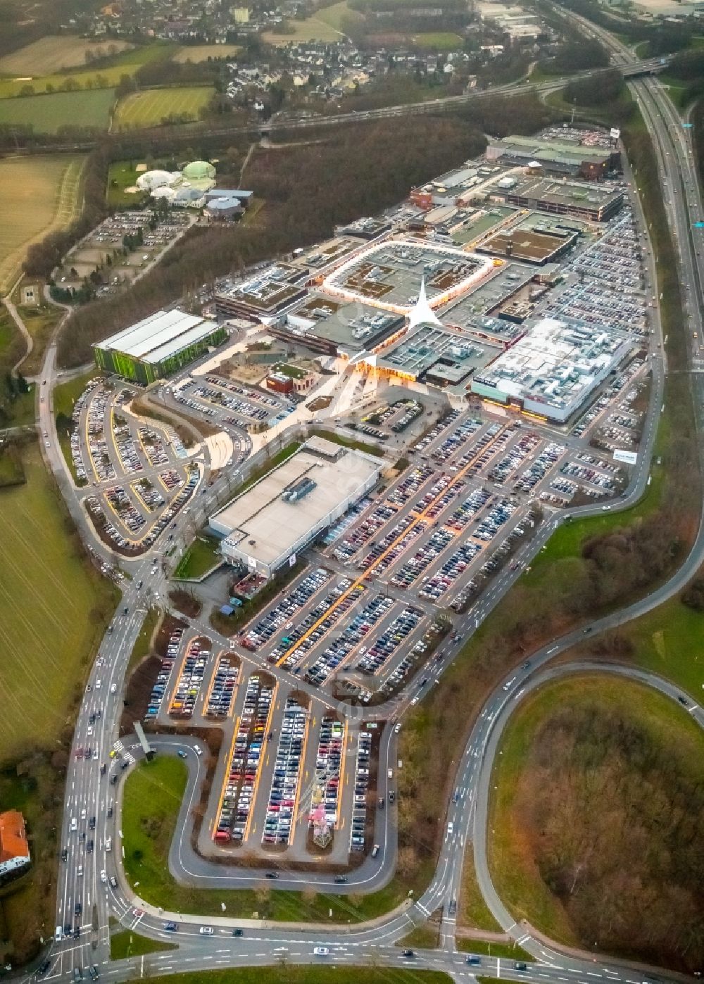 Bochum from above - Areal of the shopping center Ruhrpark in Bochum in North Rhine-Westphalia. The site is a project of Unibail-Rodamco Germany GmbH