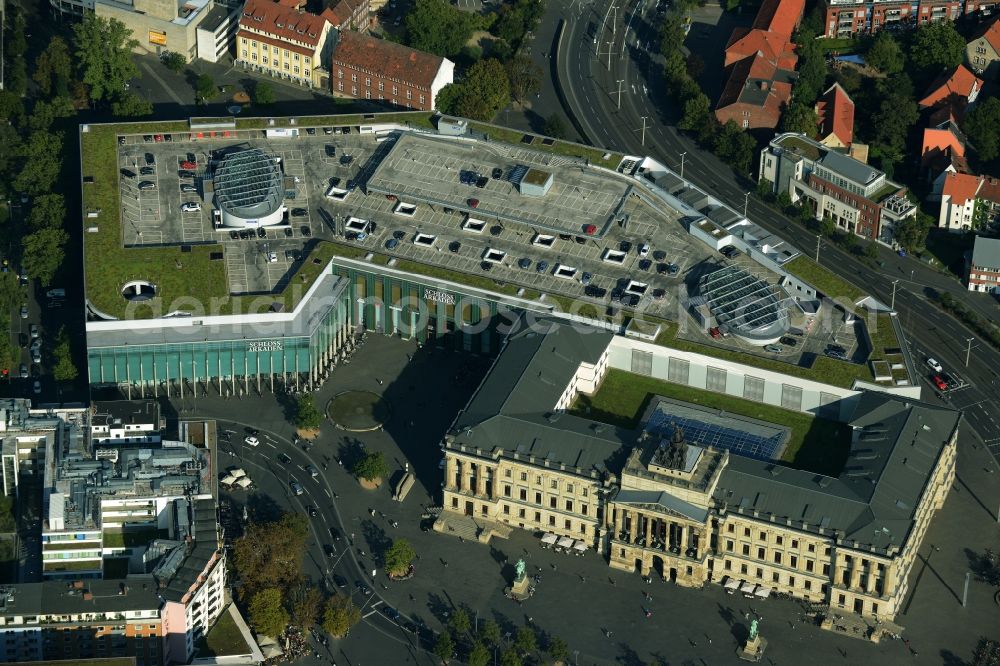 Aerial image Braunschweig - Building of the shopping center Schloss-Arkaden Braunschweig am Ritterbrunnen in der Altstadt in Braunschweig in the state Lower Saxony