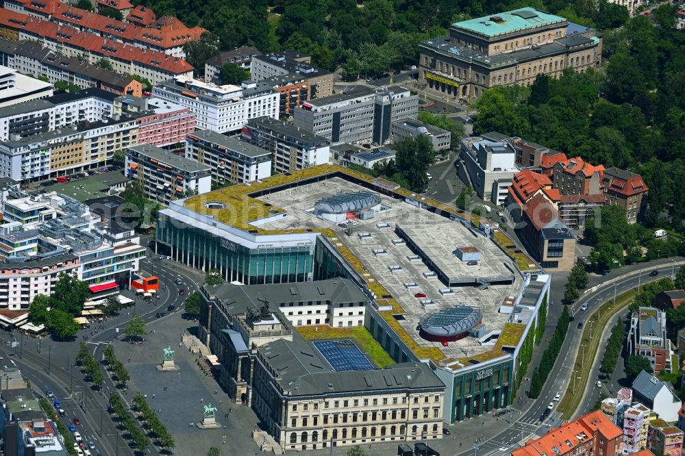 Aerial photograph Braunschweig - Building of the shopping center Schloss-Arkaden Braunschweig am Ritterbrunnen in der Altstadt in Braunschweig in the state Lower Saxony