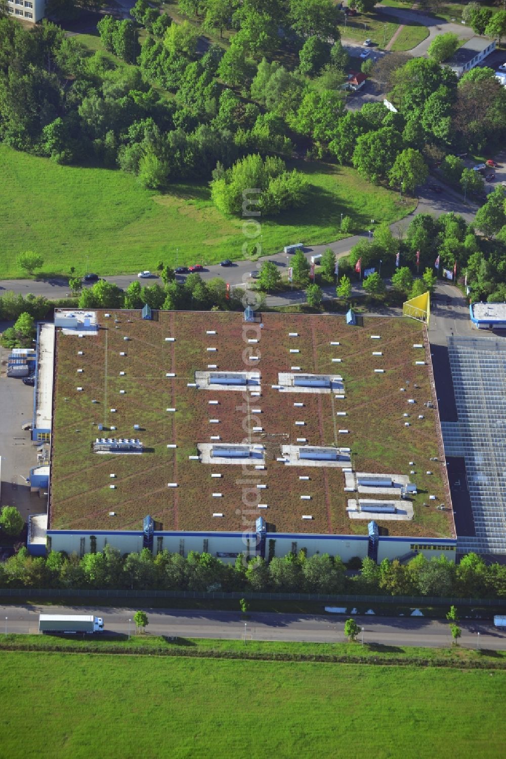 Aerial image Stahnsdorf - Building the shopping center Selgros in Stahnsdorf in the state Brandenburg