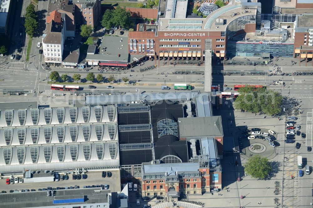 Aerial photograph Kiel - Building of the shopping center Sophienhof of ECE in Kiel in the state Schleswig-Holstein