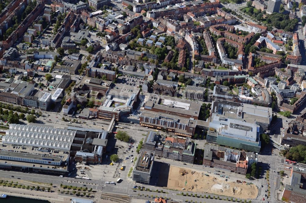 Aerial photograph Kiel - Building of the shopping center Sophienhof of ECE in Kiel in the state Schleswig-Holstein