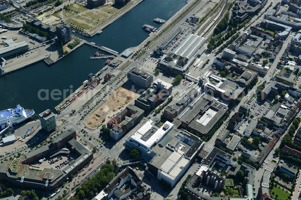 Aerial image Kiel - Building of the shopping center Sophienhof of ECE in Kiel in the state Schleswig-Holstein