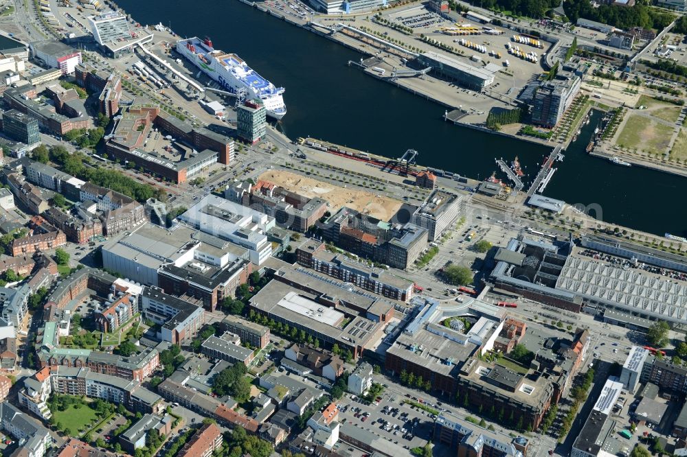 Aerial image Kiel - Building of the shopping center Sophienhof der ECE in Kiel in the state Schleswig-Holstein