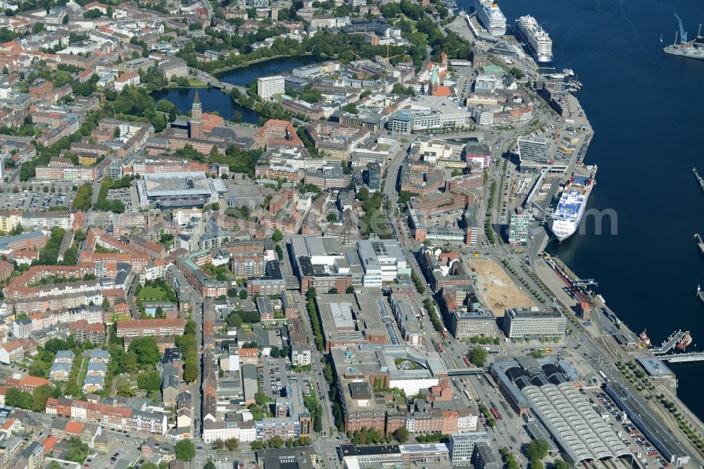 Aerial image Kiel - Building of the shopping center Sophienhof der ECE in Kiel in the state Schleswig-Holstein