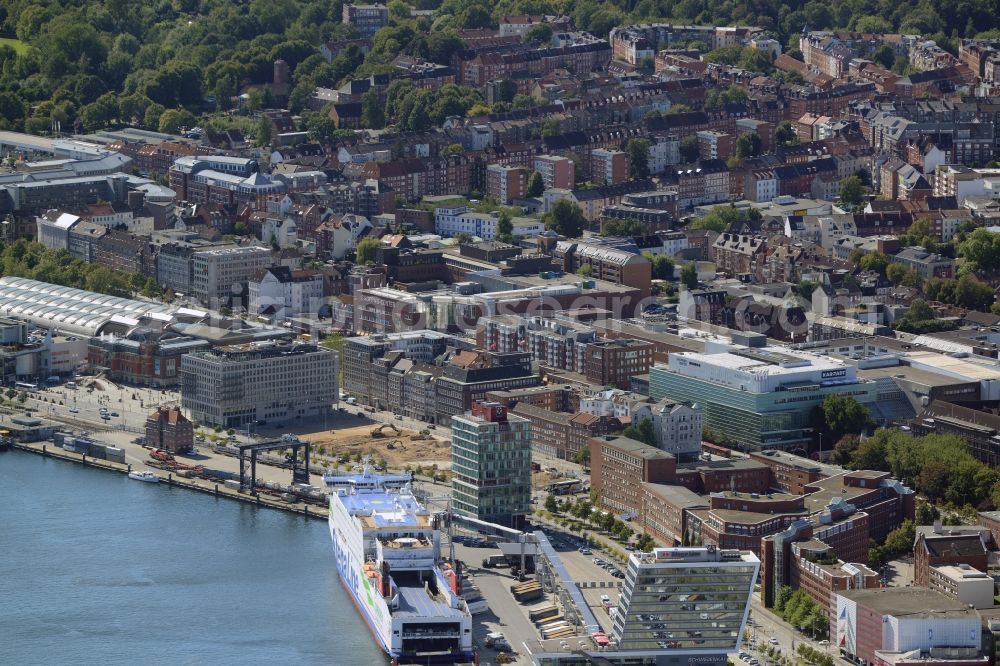 Aerial image Kiel - Building of the shopping center Sophienhof der ECE in Kiel in the state Schleswig-Holstein