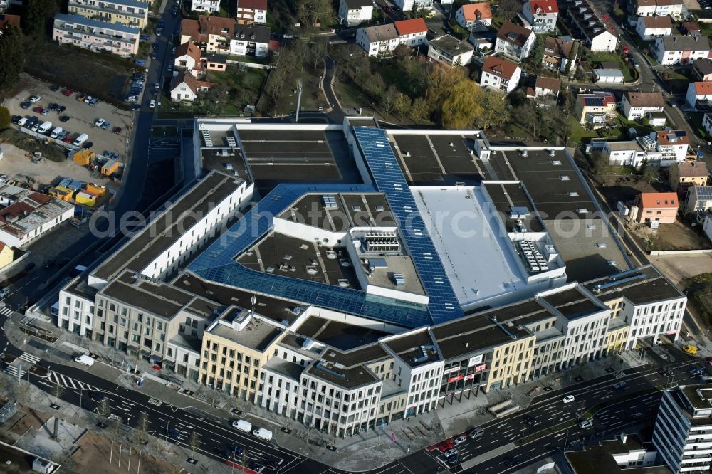 Aerial photograph Neumarkt in der Oberpfalz - Building of the shopping center Stadtquartier „ NeuerMarkt ” in Neumarkt in der Oberpfalz in the state Bavaria