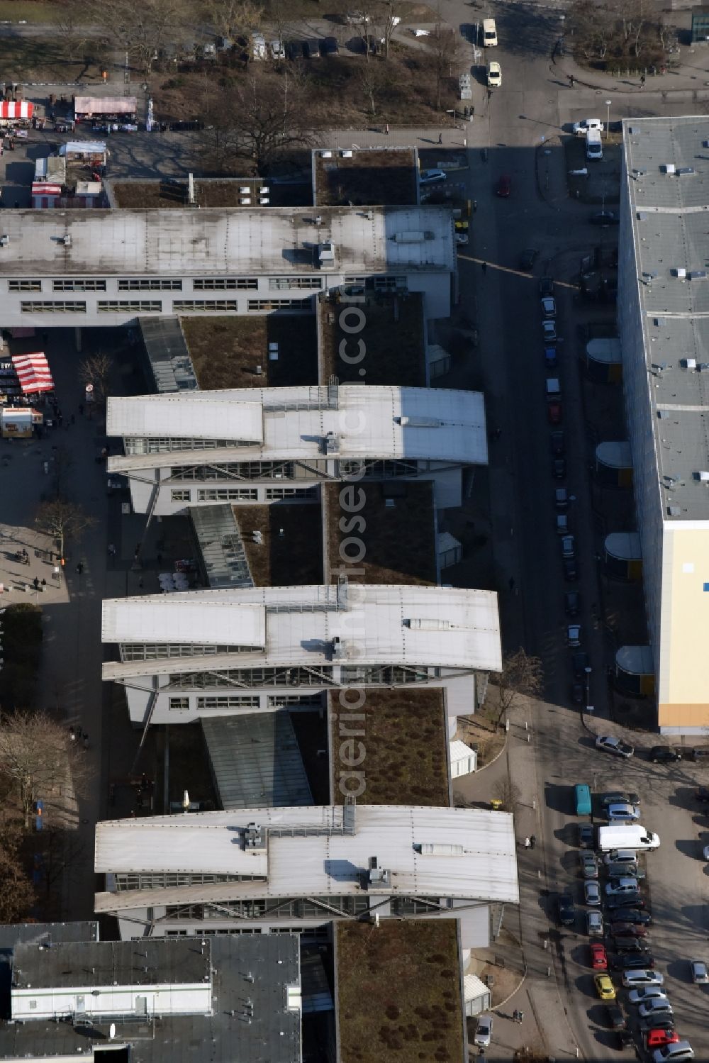 Aerial image Berlin - Building of the shopping center TierparkCenter Berlin in the district Lichtenberg in Berlin