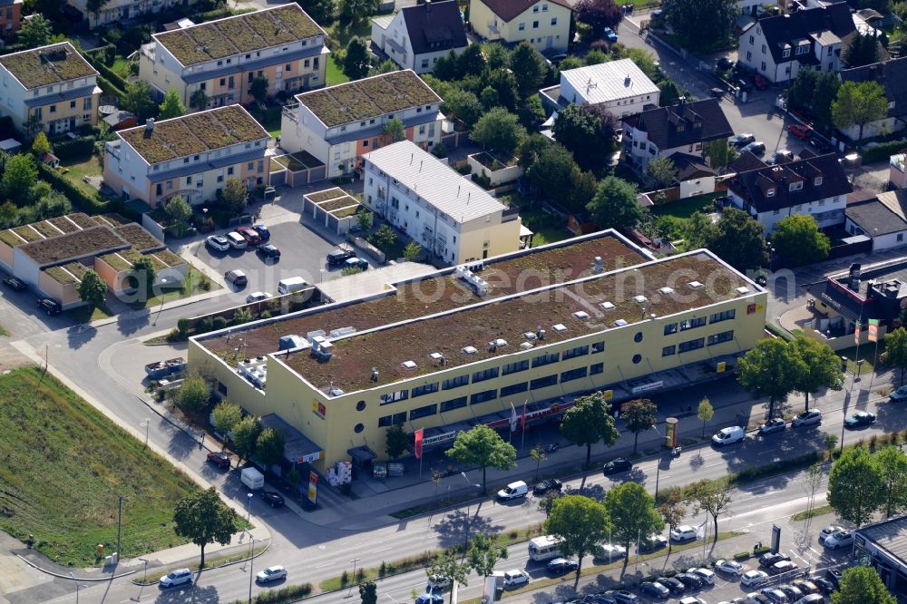 Aerial photograph München - Building of the shopping center at the Wasserburger Landstrasse in Munich in the state Bavaria