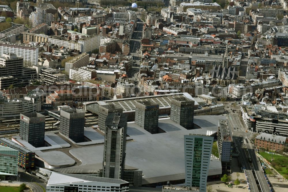 Lille from above - Building of the shopping center und Wohnkomplex Euralille - Centre Commercial on Avenue Willy Brandt in Lille in Nord-Pas-de-Calais Picardy, France