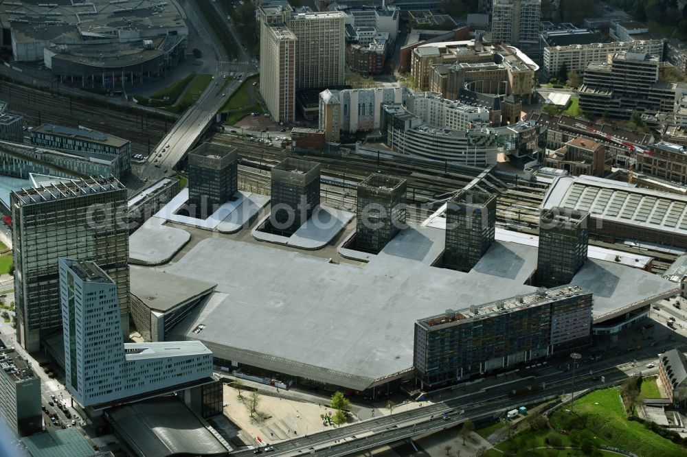 Lille from above - Building of the shopping center und Wohnkomplex Euralille - Centre Commercial on Avenue Willy Brandt in Lille in Nord-Pas-de-Calais Picardy, France