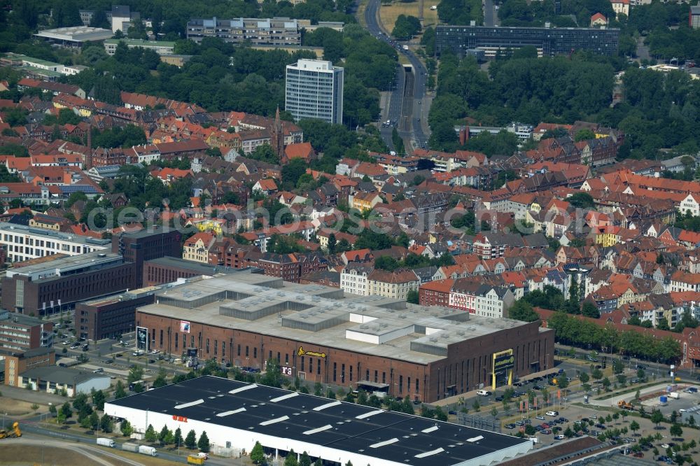 Aerial image Hannover - Building the shopping center Zweirad-Center Stadler in Hannover in the state Lower Saxony