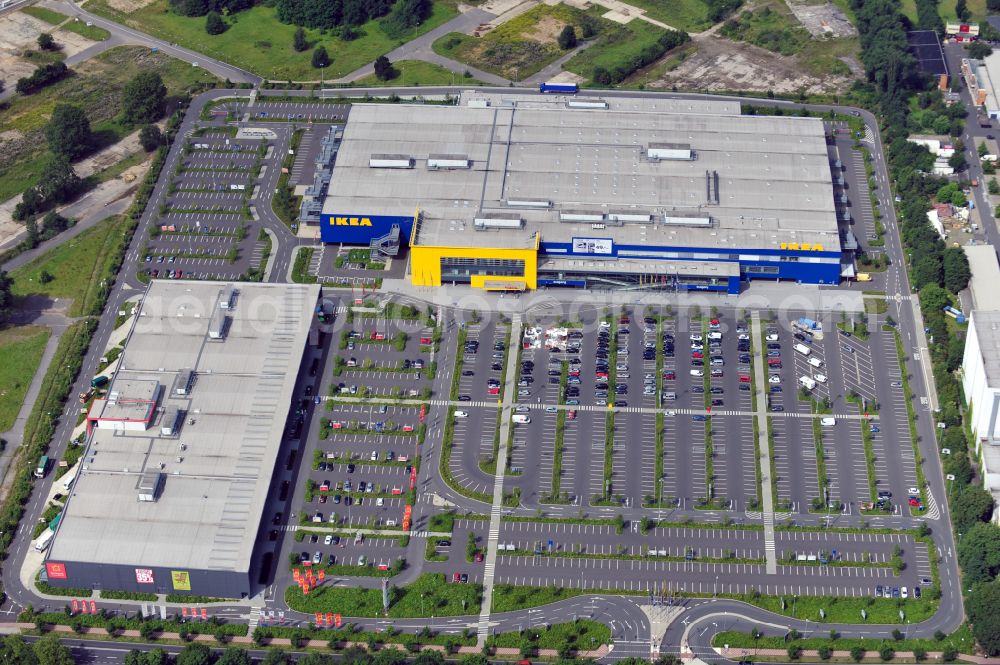 Köln from the bird's eye view: Building of the store - furniture market IKEA Einrichtungshaus Koeln-Am Butzweilerhof on street Butzweilerstrasse in the district Ossendorf in Cologne in the state North Rhine-Westphalia, Germany